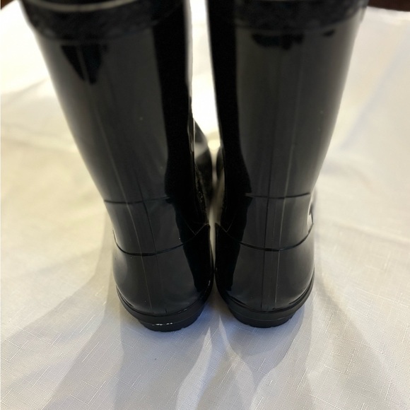 UGG Tasman Rain Boots - Picture 5 of 5